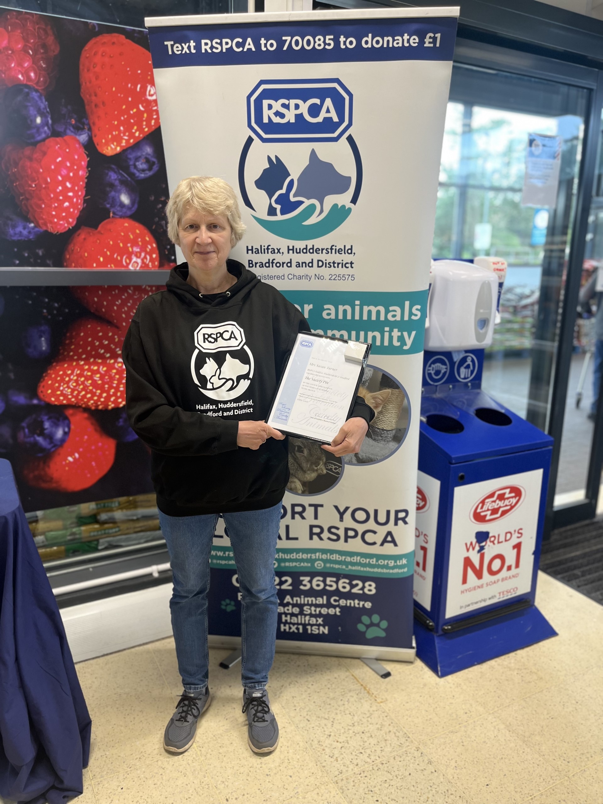 Tesco Queensbury Collection raises £170! RSPCA Halifax, Huddersfield